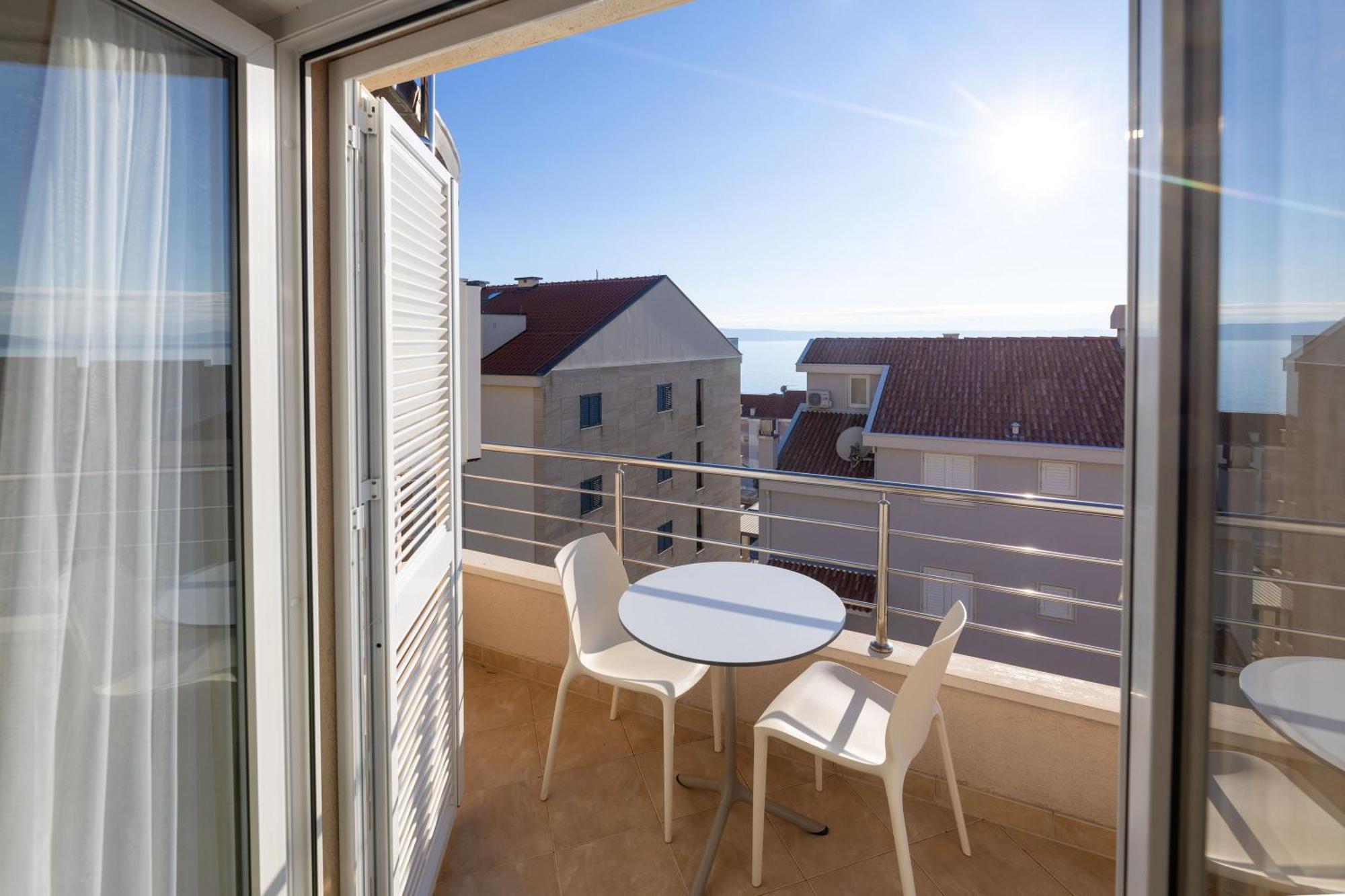 Apartment Domo Makarska Exterior photo